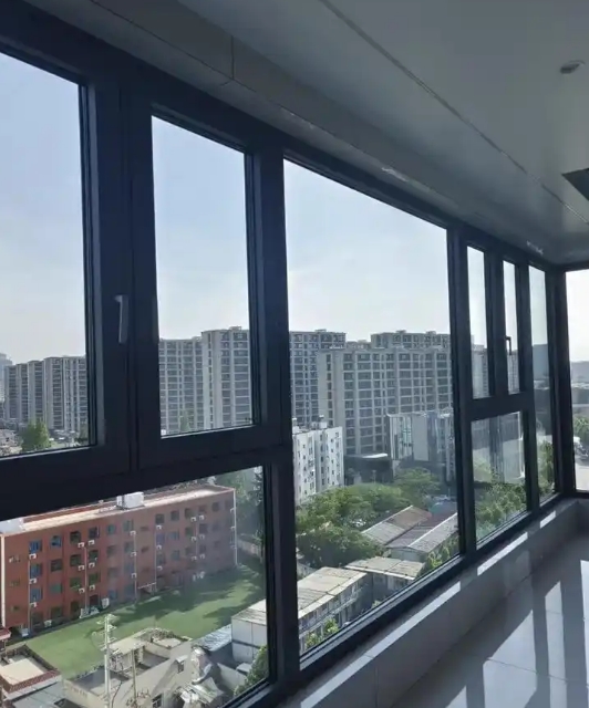 榮聯(lián)科技